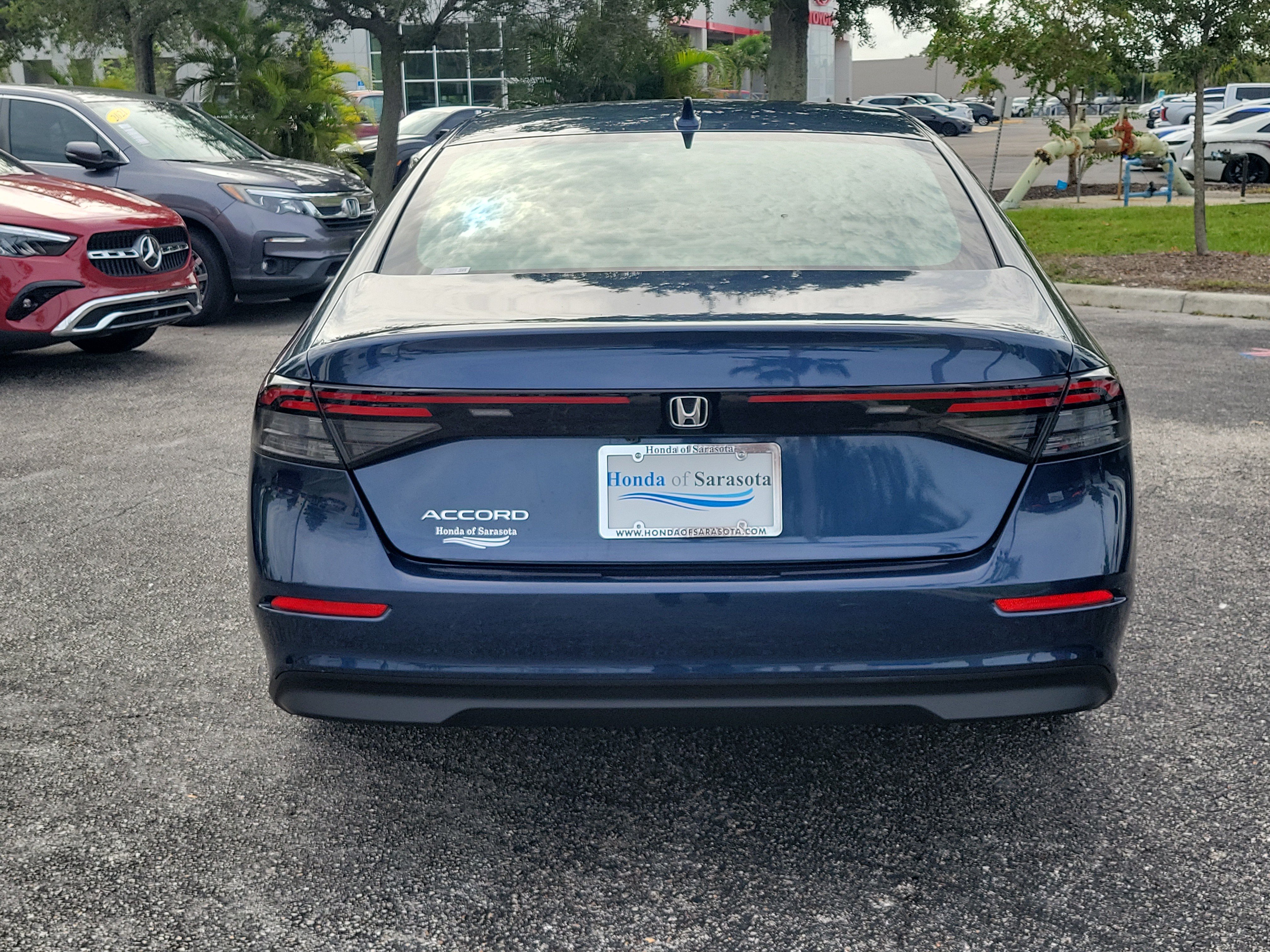 Used 2024 Honda Accord EX image 6