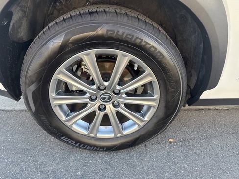 Used 2019 Lexus NX 300h AWD image 29