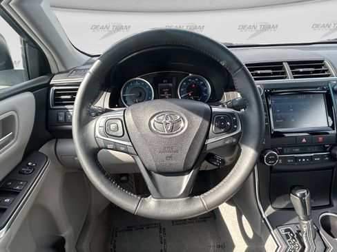 Used 2017 Toyota Camry XLE FWD image 30