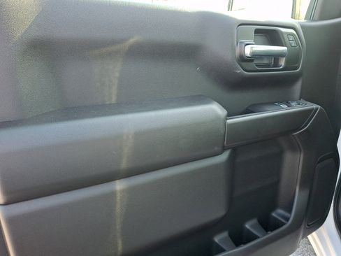 Used 2024 GMC Sierra 1500 Pro w/ Pro Value Package image 10