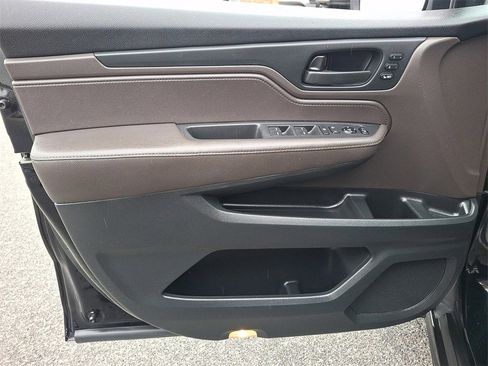 Used 2018 Honda Odyssey EX-L image 15