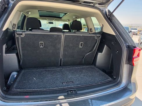 Used 2018 Volkswagen Atlas Launch Edition FWD image 20