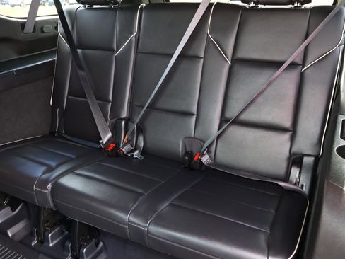 Used 2021 Cadillac Escalade ESV Premium Luxury w/ Driver Assist Tech Package image 30