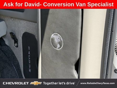 Used 2020 GMC Savana 2500 Extended w/ Enhanced Convenience Package RWD image 33