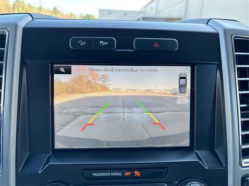 Used 2015 Ford F150 Lariat image 31