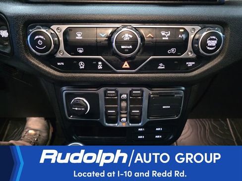 Used 2024 Jeep Gladiator Sport image 23