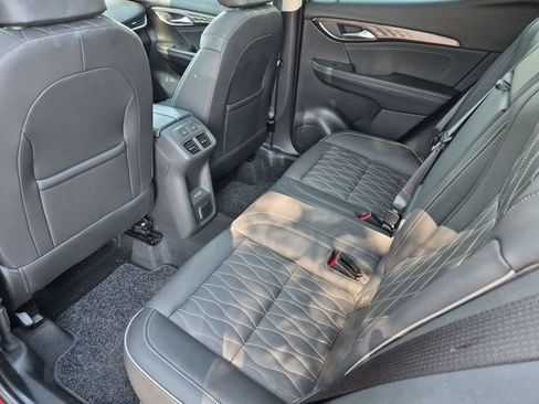 Used 2023 Buick Envision Avenir AWD/4WD image 28
