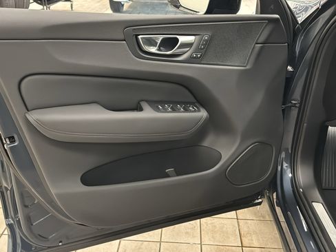 Used 2026 Volvo XC60 B5 Core w/ Climate Package image 21
