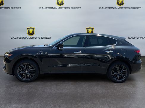 Used 2024 Maserati Levante GT Ultima AWD/4WD image 8
