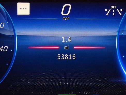 Used 2023 Mercedes-Benz EQS 580 4MATIC SUV image 9