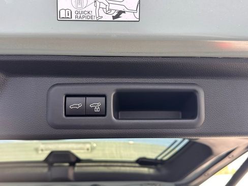 Used 2024 Toyota Sequoia Platinum image 17