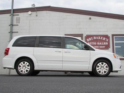 Used 2016 Dodge Grand Caravan SE w/ Quick Order Package 29E SE