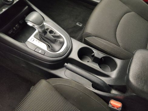 Used 2021 Kia Forte LXS FWD image 26