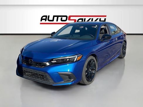 Used 2023 Honda Civic Sport image 3