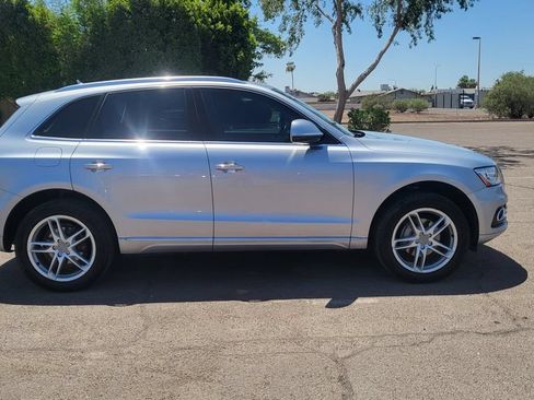 Used 2016 Audi Q5 2.0T Premium Plus w/ Technology Package AWD/4WD image 11