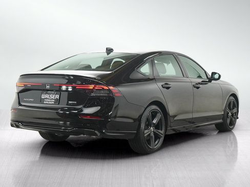 Used 2025 Honda Accord Sport image 5