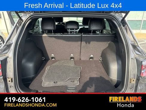 Used 2023 Jeep Compass Latitude AWD/4WD image 30