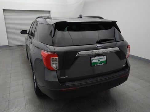 Used 2020 Ford Explorer XLT RWD image 6