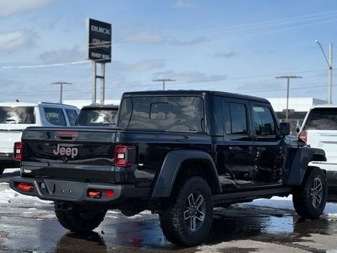 Used 2024 Jeep Gladiator Mojave w/ Convenience Group image 37