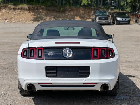 Used 2014 Ford Mustang Convertible w/ Equipment Group 102A RWD image 5