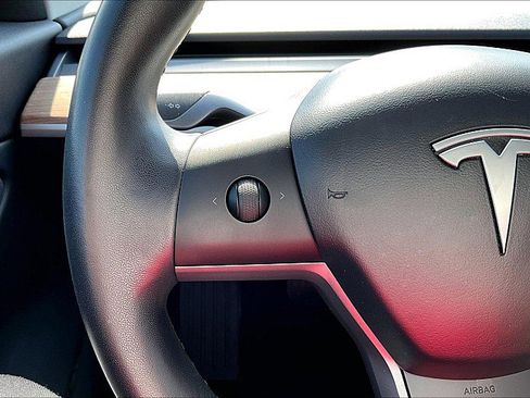 Used 2018 Tesla Model 3 Long Range image 38