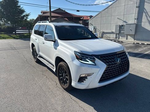 Used 2022 Lexus GX 460 w/ Black Line Special Edition AWD/4WD image 2