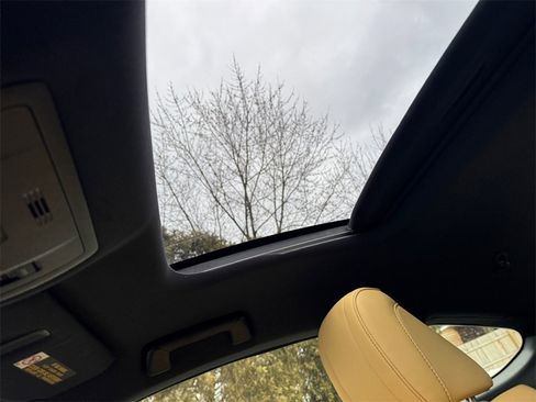 Used 2016 Lexus RC 350 AWD image 26