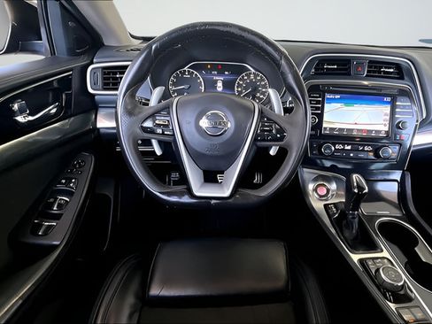 Used 2016 Nissan Maxima SR FWD image 8