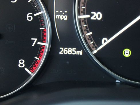 Used 2025 MAZDA MAZDA3 s image 19