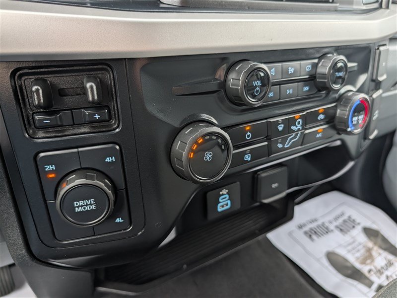 Used 2024 Ford F250 XLT AWD/4WD image 25