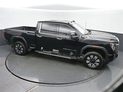 Used 2024 GMC Sierra 2500 Denali w/ Denali Reserve Package image 40