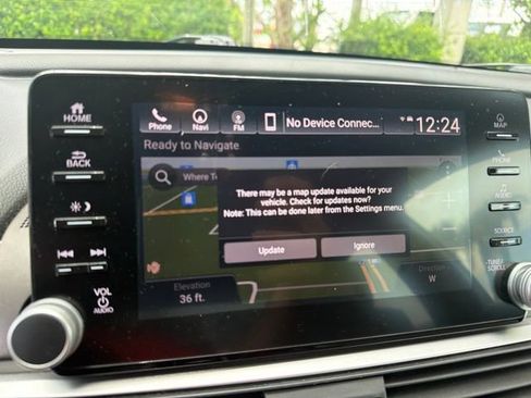 Used 2018 Honda Accord EX-L image 7