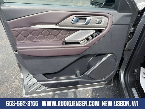 Used 2026 Ford Explorer Platinum w/ LUX Leather Package AWD/4WD image 10