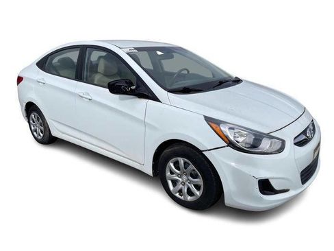 Used 2014 Hyundai Accent GLS image 8