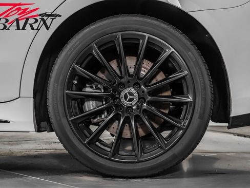 Used 2024 Mercedes-Benz S 580e 4MATIC Sedan image 19