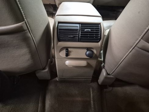 Used 2003 Ford Explorer Eddie Bauer image 17