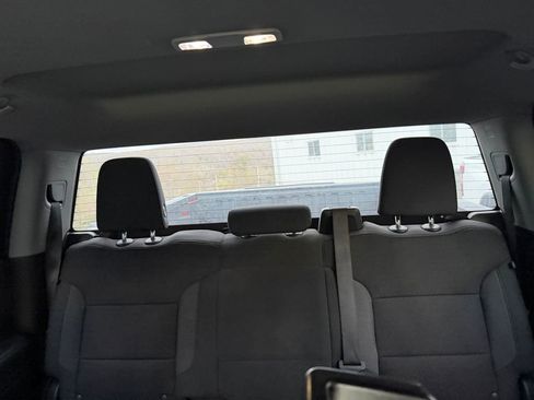 Used 2023 GMC Sierra 1500 SLE AWD/4WD image 19