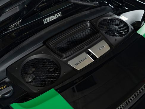 Used 2016 Porsche 911 R image 33