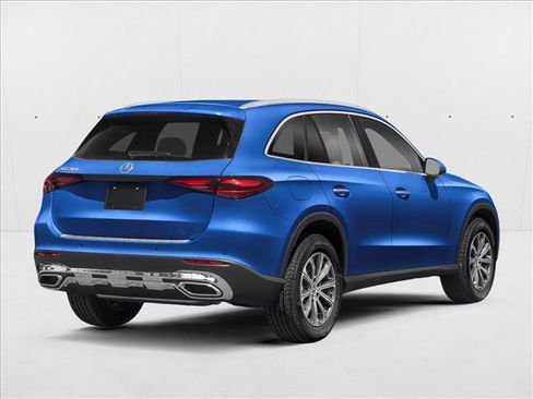 New 2026 Mercedes-Benz GLC 300 4MATIC image 2