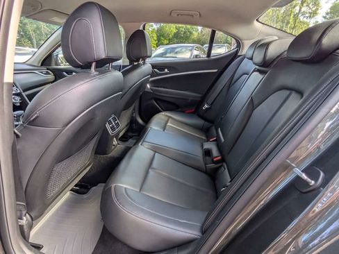 Used 2023 Genesis G70 2.0T AWD/4WD image 15