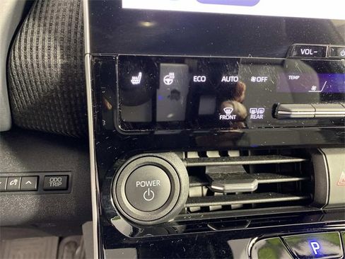 Used 2024 Subaru Solterra Limited image 21