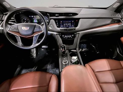 Used 2021 Cadillac XT5 Premium Luxury AWD/4WD image 16