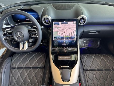 New 2025 Mercedes-Benz SL 63 AMG 4MATIC image 23