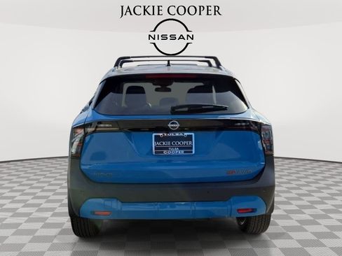 New 2026 Nissan Kicks SR w/ Cold Weather Package AWD/4WD image 4