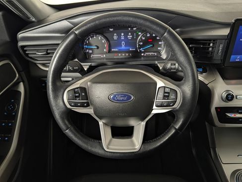 Certified 2023 Ford Explorer XLT AWD/4WD image 18