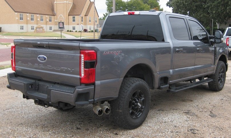 Used 2024 Ford F250 XLT w/ XLT Premium Package AWD/4WD image 5