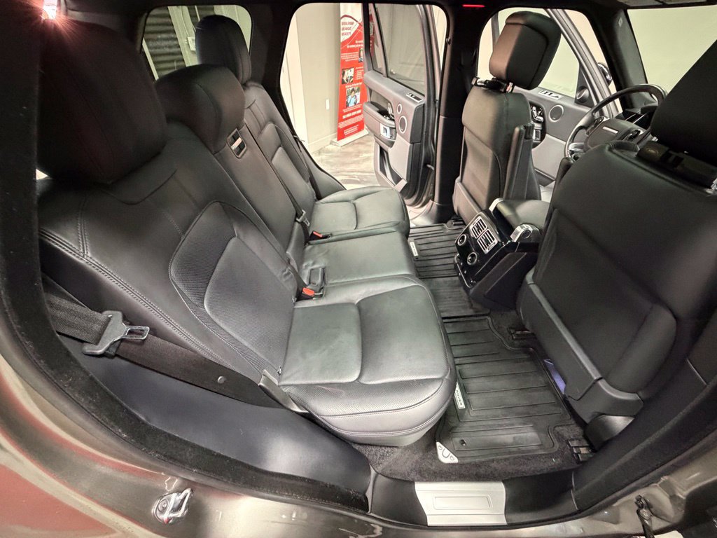 Used 2019 Land Rover Range Rover HSE AWD/4WD image 47