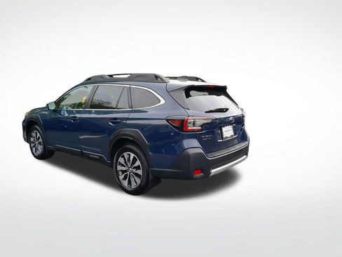 Used 2023 Subaru Outback Limited AWD/4WD image 6