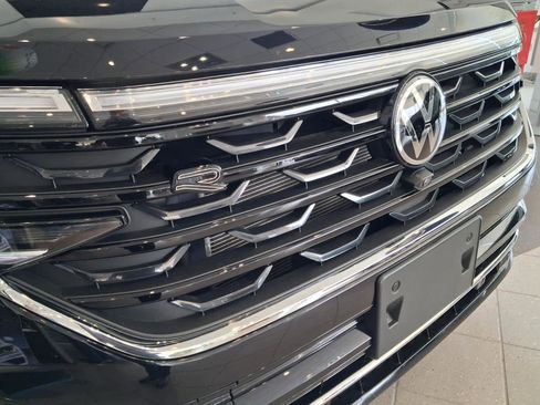 New 2026 Volkswagen Atlas Cross Sport SEL Premium R-Line image 5