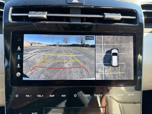 Used 2024 Hyundai Tucson Limited image 24